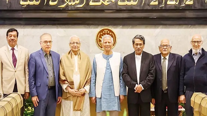 প্রধান উপদেষ্টার নেতৃত্বে ঐকমত্য কমিশনের বৈঠক অনুষ্ঠিত