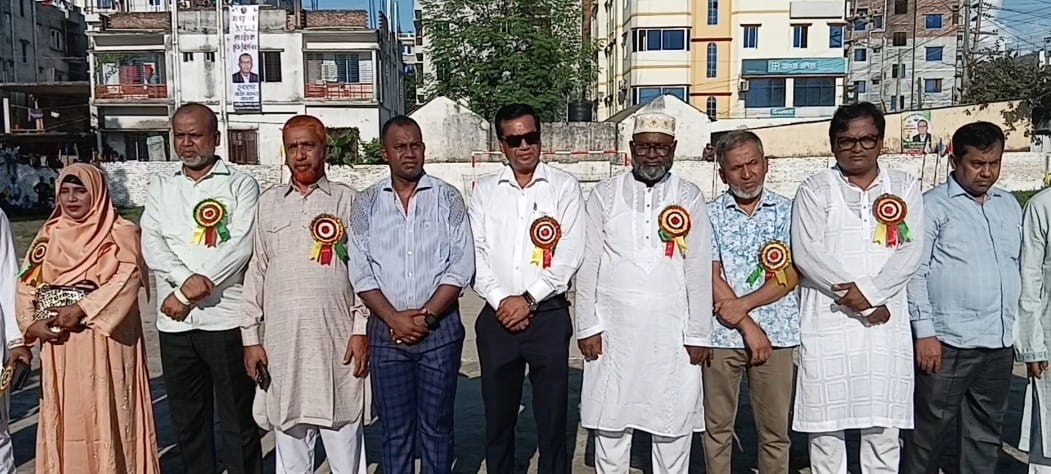 হোন্ডা ও ফ্রিজ কাপ ফুটবল টুর্নামেন্ট এর শুভ উদ্বোধন অনুষ্ঠিত হয়েছে